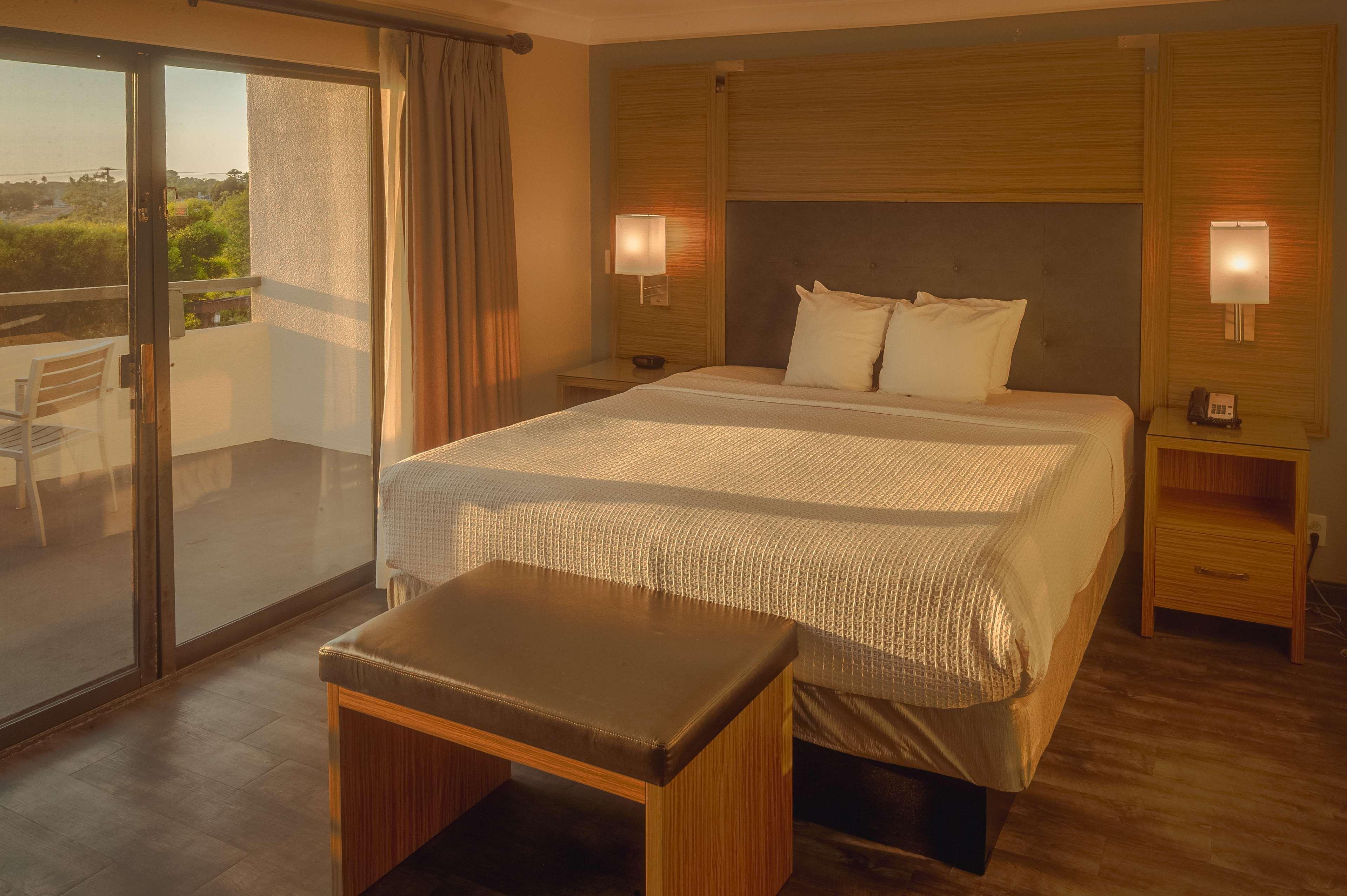The Encinitan Hotel & Suites Encinitas Bagian luar foto